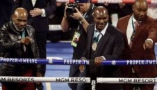 Усик може да стане като Холифийлд, ако...