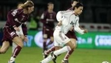 Милан падна от Арецо, но се класира на полуфиналите за купата