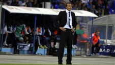 Английски отбор бие шута на бивш треньор на Левски