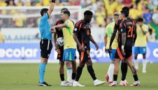 Бразилия се спъна в Колумбия и се натресе на Уругвай