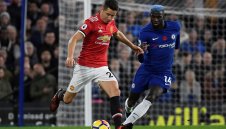 Юнайтед удължи договора на Ерера