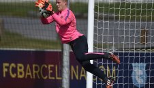 Тер Стеген: Уважавам решението на Луис Енрике