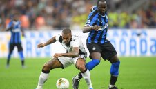 Изгониха италиански журналист за расизъм в ефир срещу Лукаку