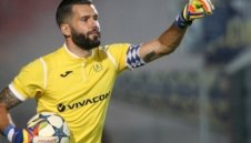 Разжалван капитан: Божката се завръща за Левски