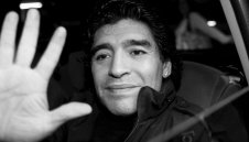 Болката на Дон Диего: Дали хората още ме обичат? + ГАЛЕРИЯ