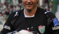 Иванков не доигра мач на Бурса, Фенербахче и Галатасарай направиха 0:0