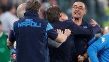 Скандал съпроводи Юве – Наполи! Сари размахвал средни пръсти 