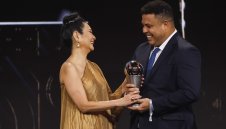 На "шопинг": Феномена си купува трети клуб