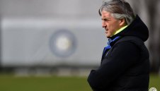 Нервният Манчини се сопна заради бъдещето си 