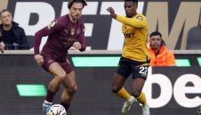 Късна драма върна Манчестър Сити на върха в Англия