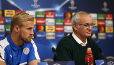 В Лестър се събрали да обсъдят лошия старт на сезона