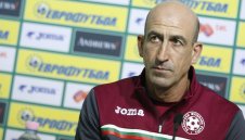 Феновете отново скочиха на Лечков, очакват се поне 8 хиляди на протеста