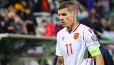 Легенда попиля националите и Кръстаич: Десподов го е страх да не си одраска краката