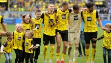 На сбогуване: Ройс се закани да донесе Ушатата в Дортмунд