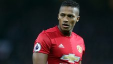 Валенсия и Юнайтед се разделят през зимата, еквадорецът ще продължи в Турция