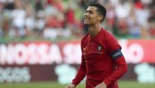 Истина е! Кристиано Роналдо на среща с Барса