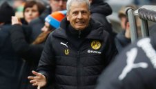 Фавре призна: Не можехме да пипнем топката