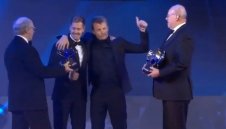 Пийналият Кими прави шоу в Москва