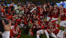 Милан спечели купа №50 в историята и №1 при Кардинале