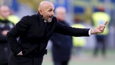 Спалети се захваща със защитата на Рома