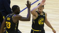 Стеф Къри се завърна, а Голдън Стейт срази Денвър