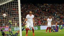 Лестър уреди капитана на Севиля