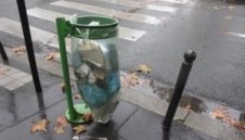 Бой с кошчета за боклук след мач в Бразилия