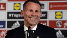 Гигс: Ман Сити се нуждае от трофеи