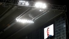 Играчите на Кардиф се страхуват да летят