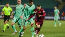 България удържа Беларус и си уреди бараж за Лига "Б"