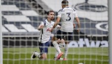 Неочакван герой помогна на Тотнъм да се справи с Вълците