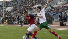 Пълна промяна в националния: Хубчев вика играч от групите на Лига Европа 