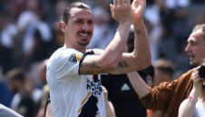 Ибрахимович заби две дузпи за победа на Лос Анджелис Галакси