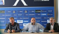 Еуфория на "Герена": Левски стопи дълговете с 3 милиона лева