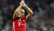 Робен: Един човек със свирка реши сблъсъка между две велики сили