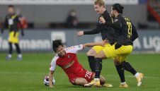 Дортмунд пак се изложи, падна за осми път този сезон