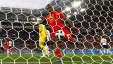 Батшуай се шегува със себе си