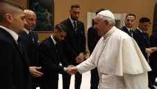 С края на 2022 година - папа Франциск стана “фен“ на български шампион!