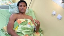 Лидер на Левски претърпя операция, резнаха му коляното