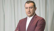 Любомир Захаринов пред студенти от УНСС: ай-гейминг индустрията няма да усети рецесията и ще предоставя нови възможности за работа и инвестиции