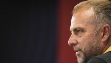 Милан и Барса готвят звезден бартер