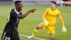 Реал живна след победа с автогол