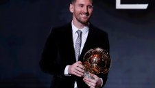 Лео Меси спечели "Златната топка" за шести път! + ГАЛЕРИЯ и ВИДЕО