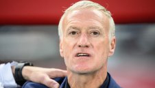 Дешан викна Дембеле и Жиру в националния