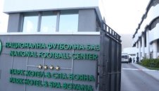 Данъчна проверка за всички в БФС, включително и за Боби