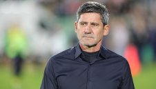 Костов реши дилема в Левски