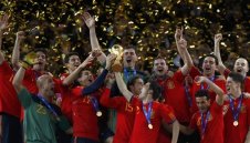 Мондиал 2010 - турнирът на първите неща