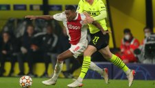 "Змията" от Аякс се изплъзва на Байерн заради... Райола