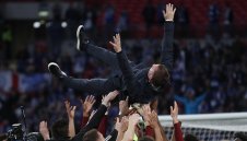 Брендън Роджърс се нареди до сър Алекс Фъргюсън