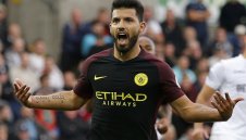 Ман Сити отново уби Лебедите, сега с 3:1